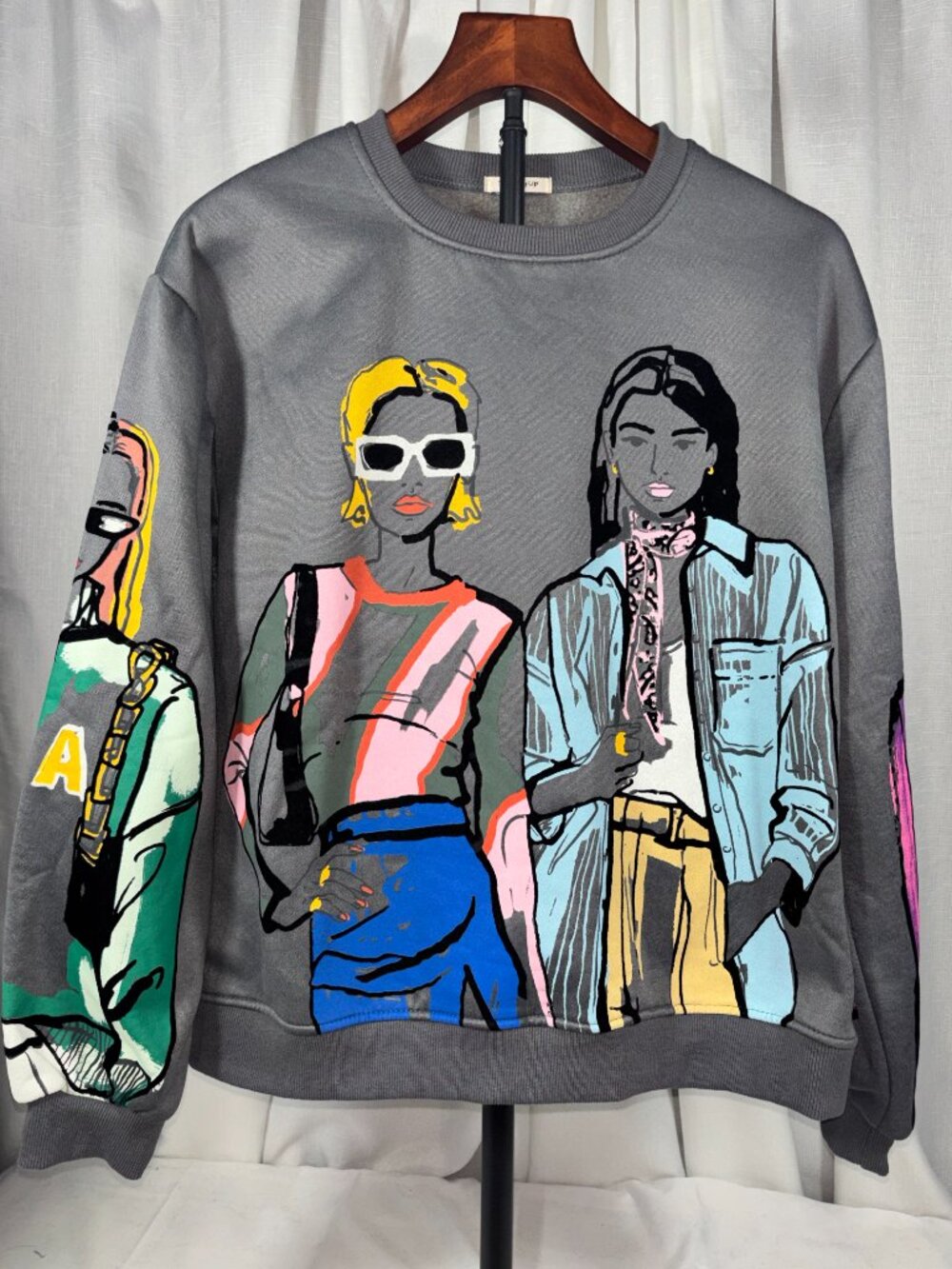 : Sunday Up Gray Fashion Illustration Graphic Crewneck Sweatshirt Size L